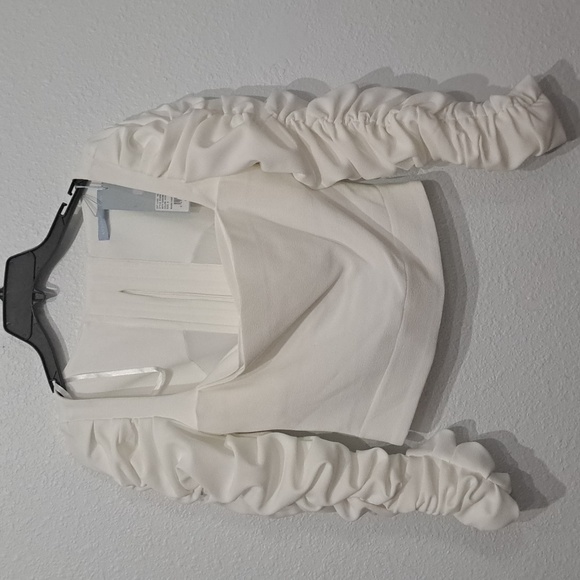 Antonio Melani Sarabeth Crepe Long Sleeve Square Neck Blouse - Picture 4 of 8